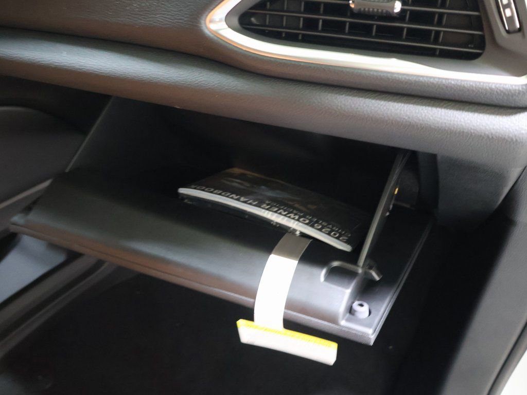 New 2026 Chrysler Pacifica Pinnacle w/ Trailer Tow Group image 23