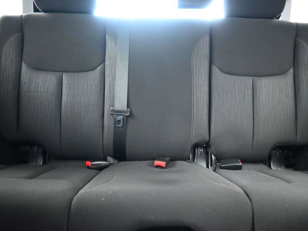 Used 2013 Jeep Wrangler Unlimited Sahara w/ Connectivity Group image 23