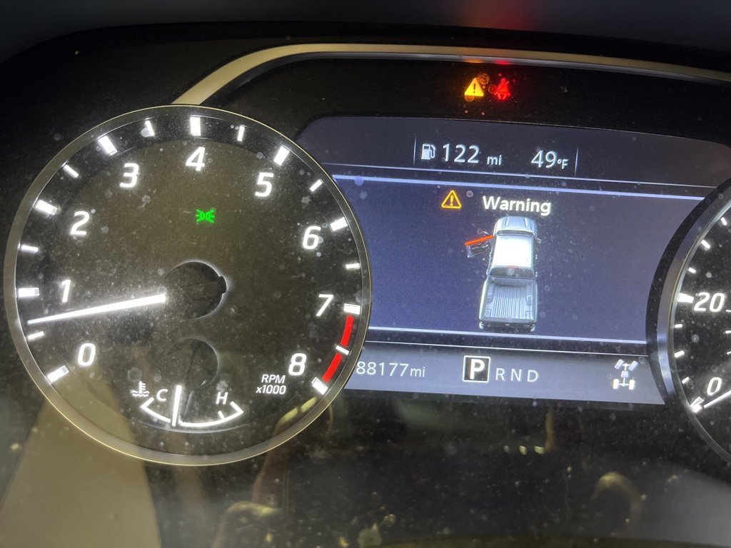 Used 2022 Nissan Frontier SV image 5