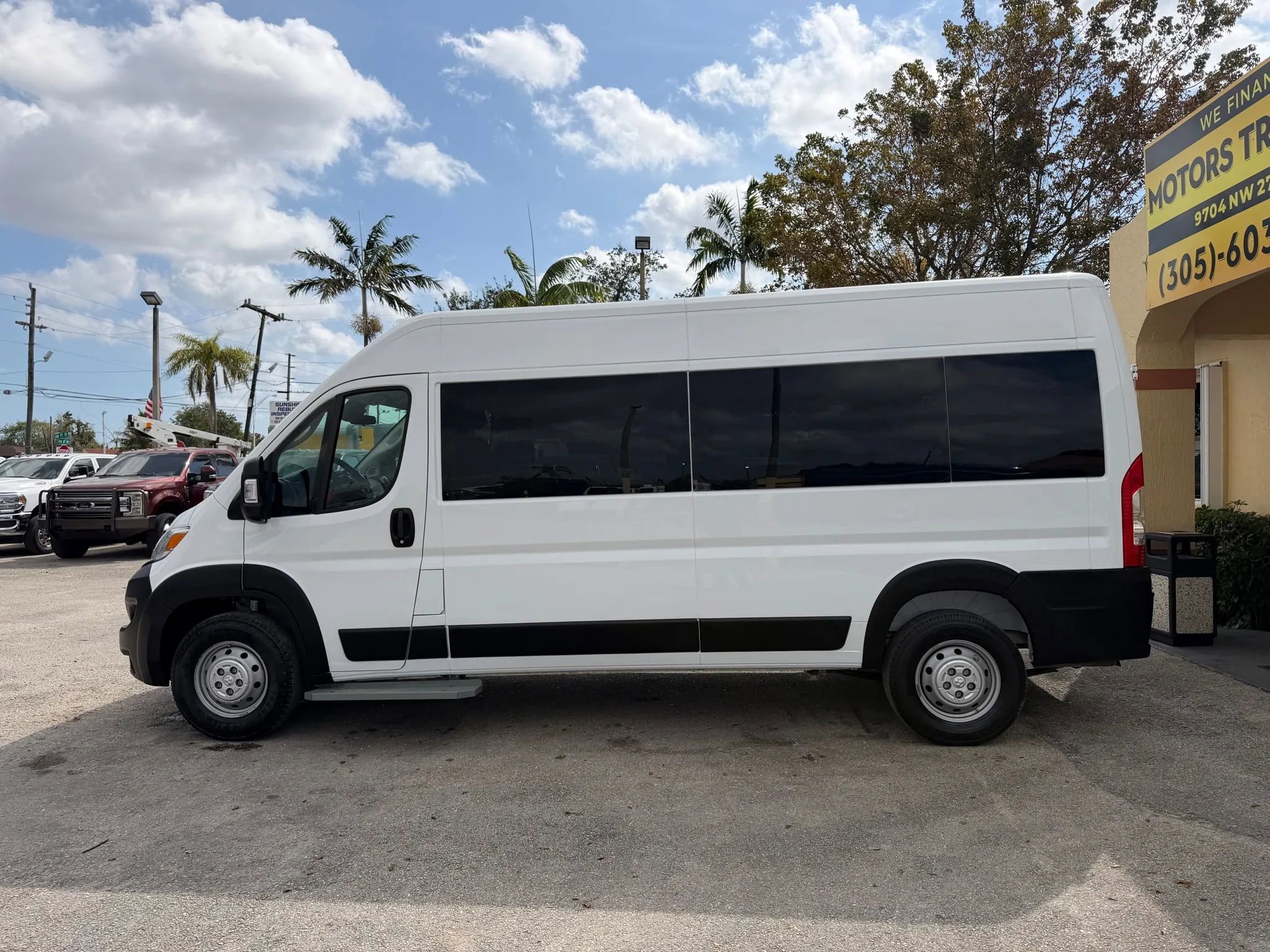 Used 2023 RAM ProMaster 2500 image 5