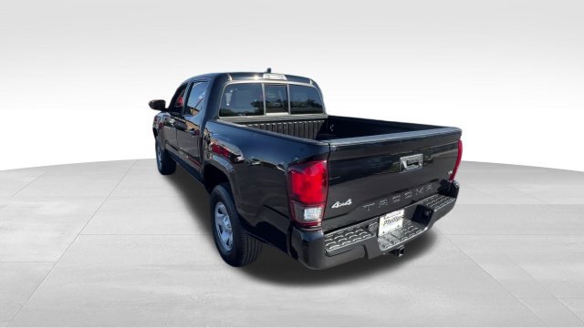 Used 2023 Toyota Tacoma SR AWD/4WD image 4