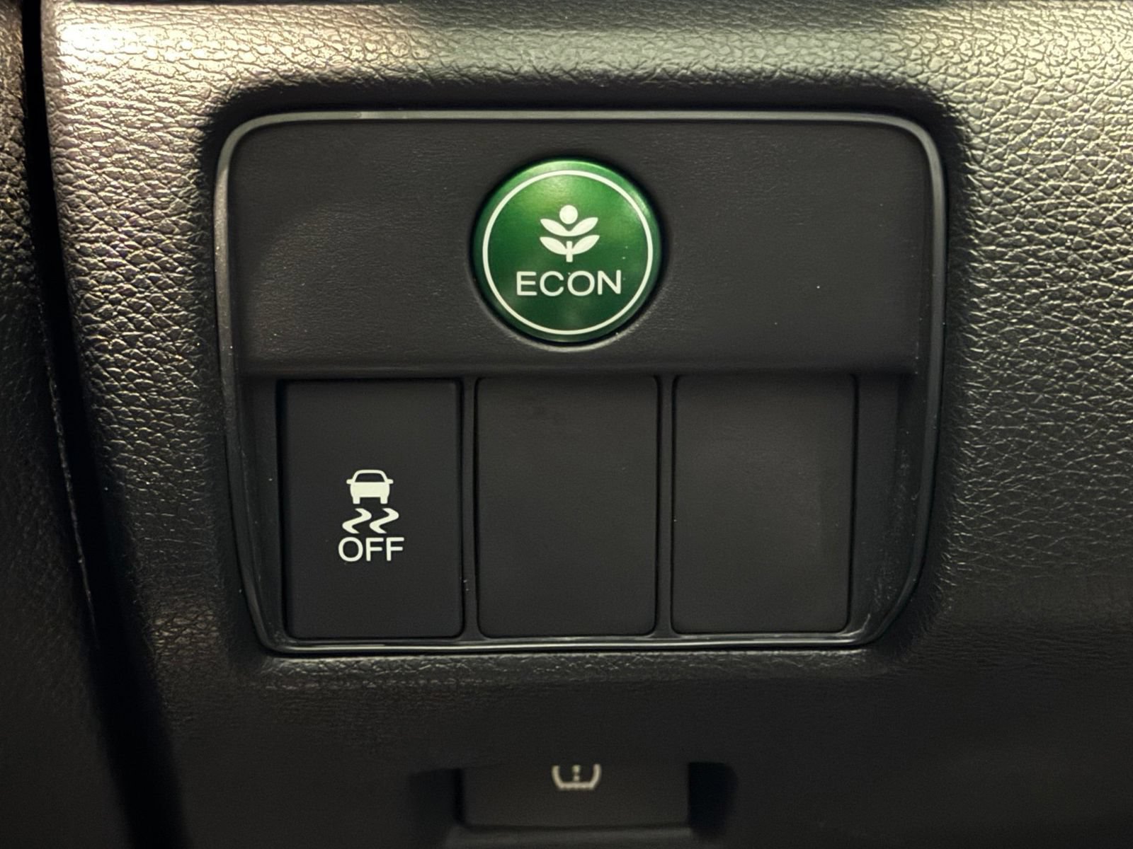 Used 2017 Honda Accord EX-L image 33