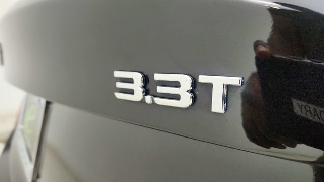 Used 2019 Genesis G70 3.3T Advanced RWD image 34