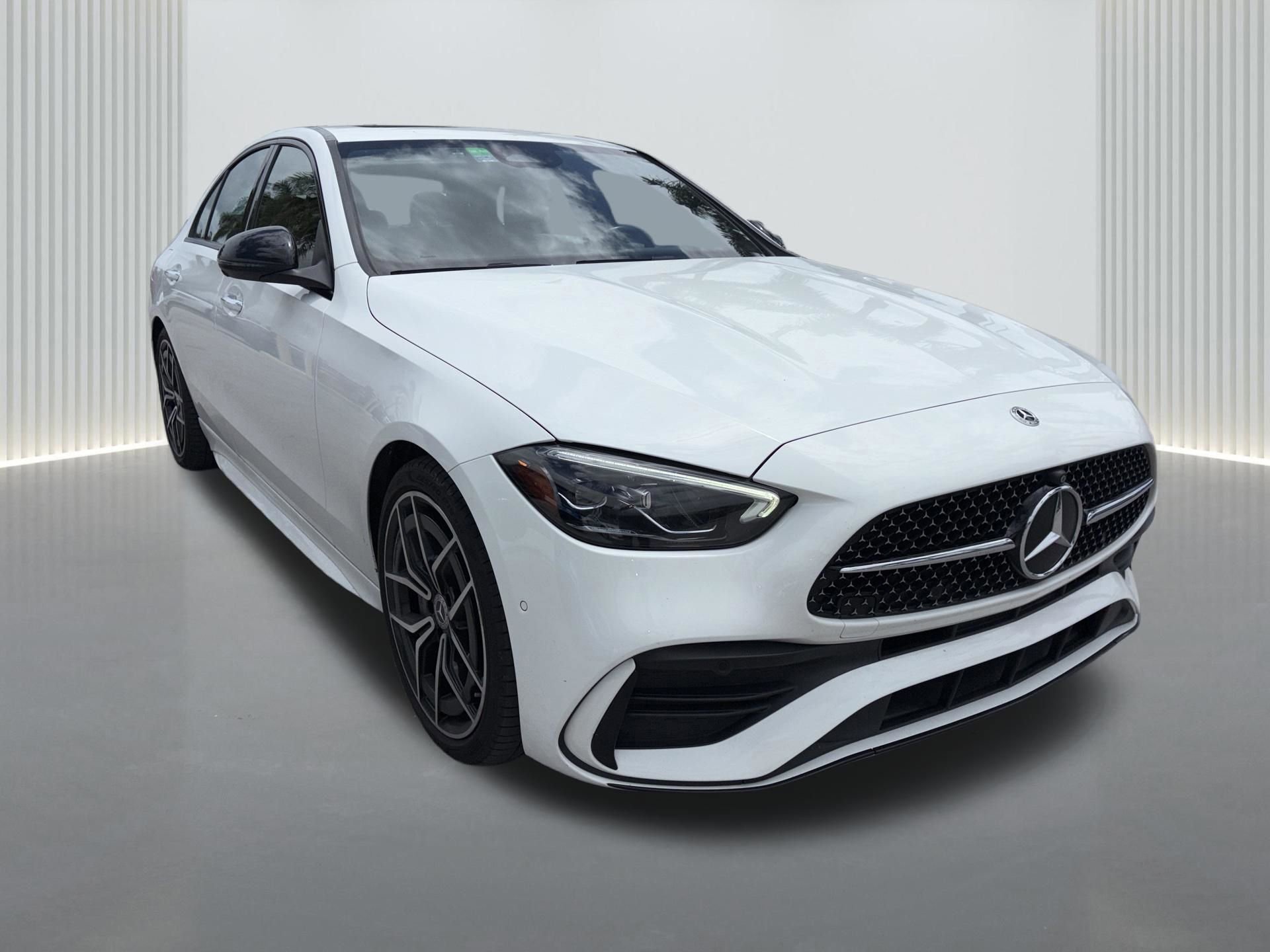 Used 2023 Mercedes-Benz C 300 Sedan image 2