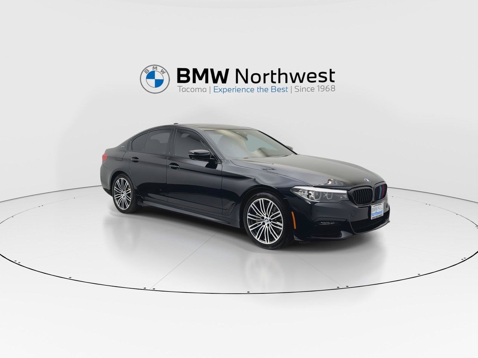Used 2019 BMW 530e w/ M Sport Package RWD image 6