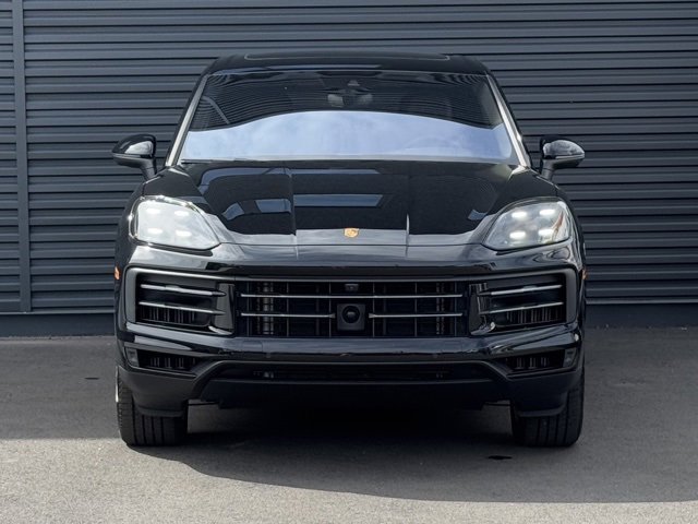 Certified 2024 Porsche Cayenne image 10