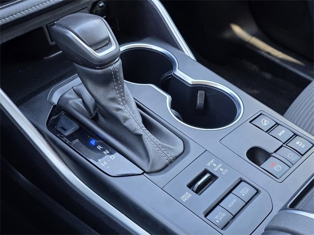 Used 2024 Toyota Highlander LE image 15