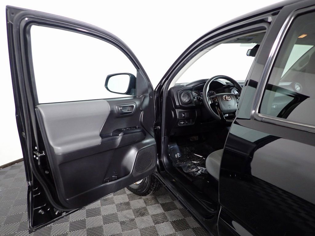 Used 2023 Toyota Tacoma SR image 13