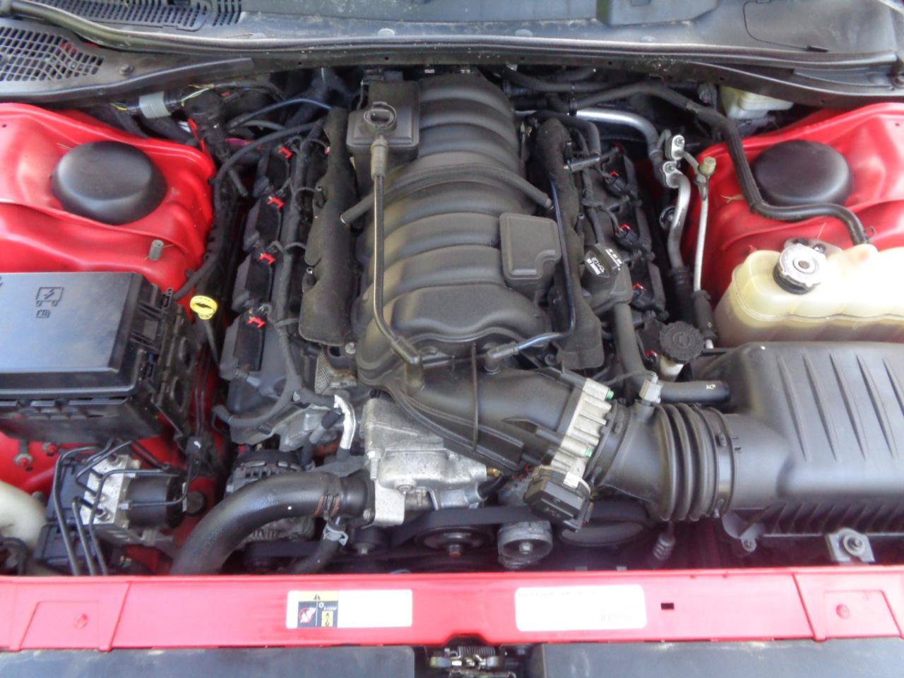 Used 2014 Dodge Challenger SRT8 RWD image 33
