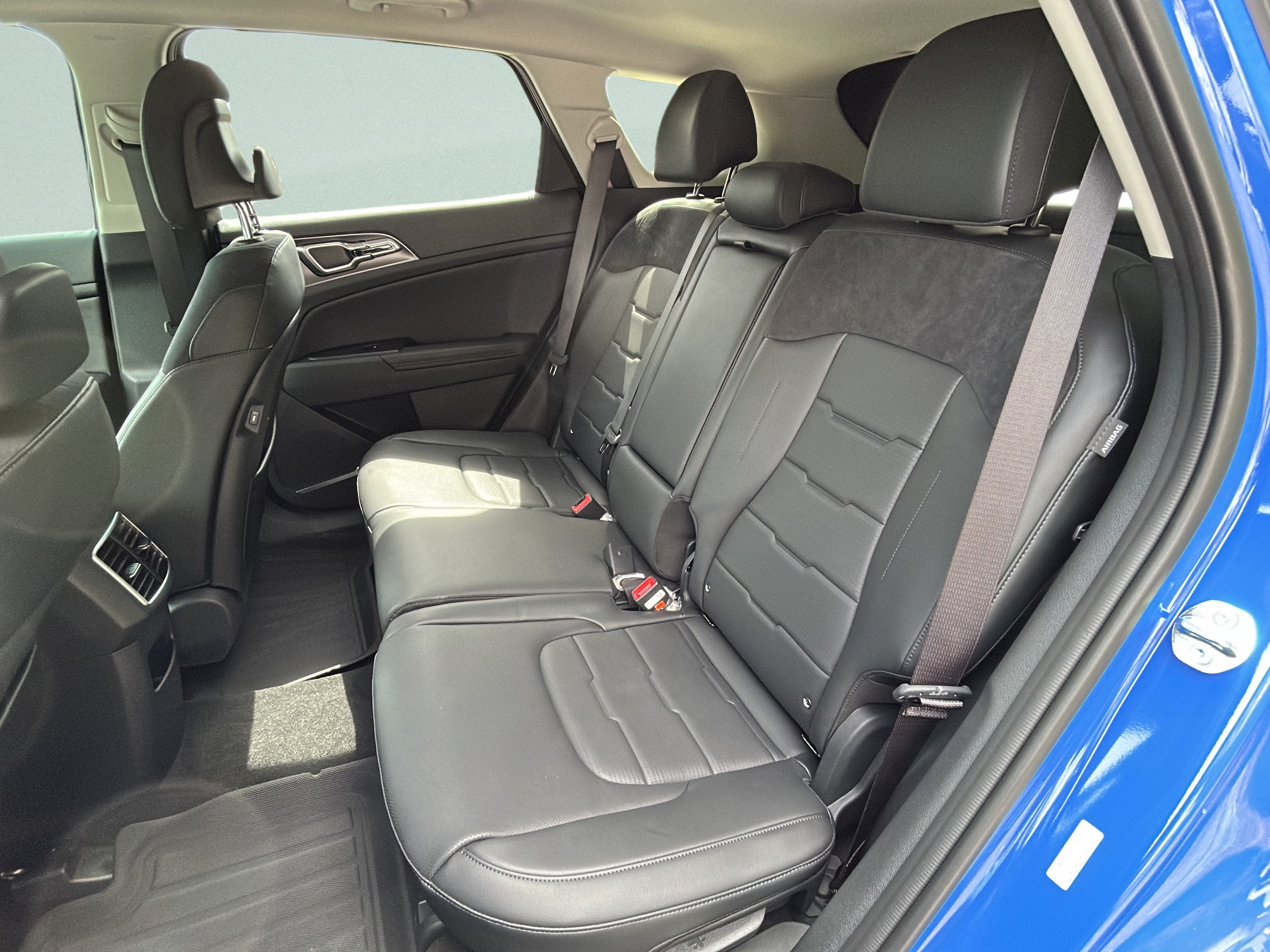 New 2027 Kia Sportage SX FWD image 11