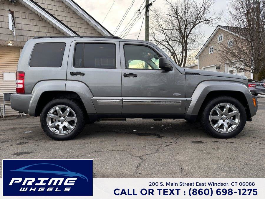 Used 2012 Jeep Liberty Sport image 8