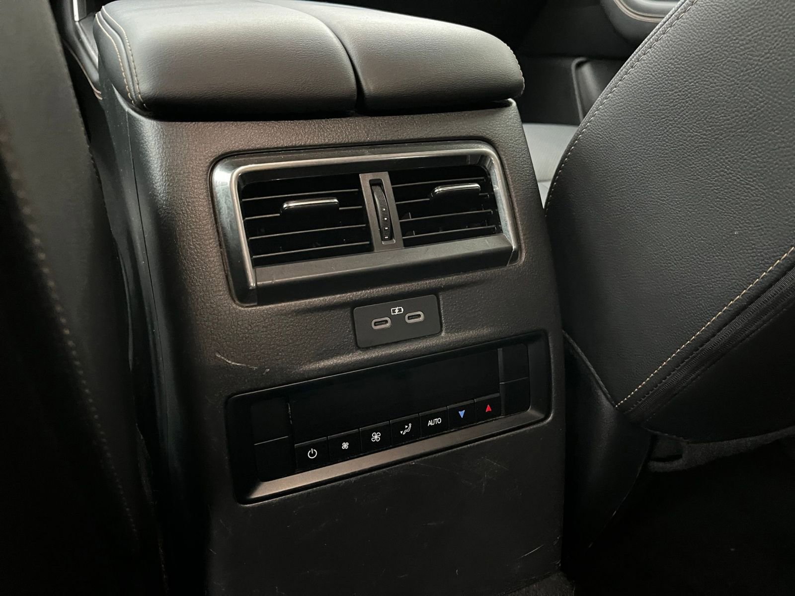 Used 2025 MAZDA CX-90 3.3 Turbo w/ Preferred Package image 25