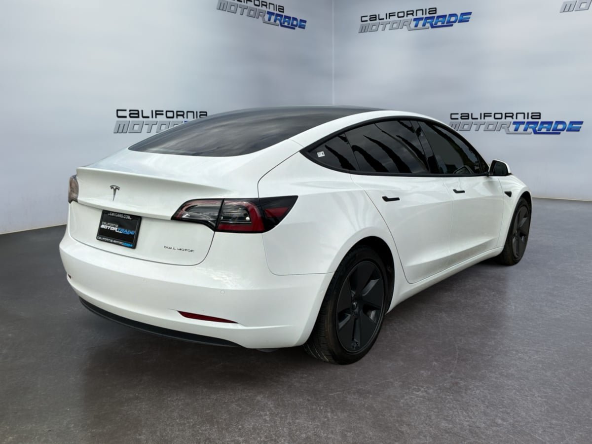 Used 2022 Tesla Model 3 Long Range AWD/4WD image 5
