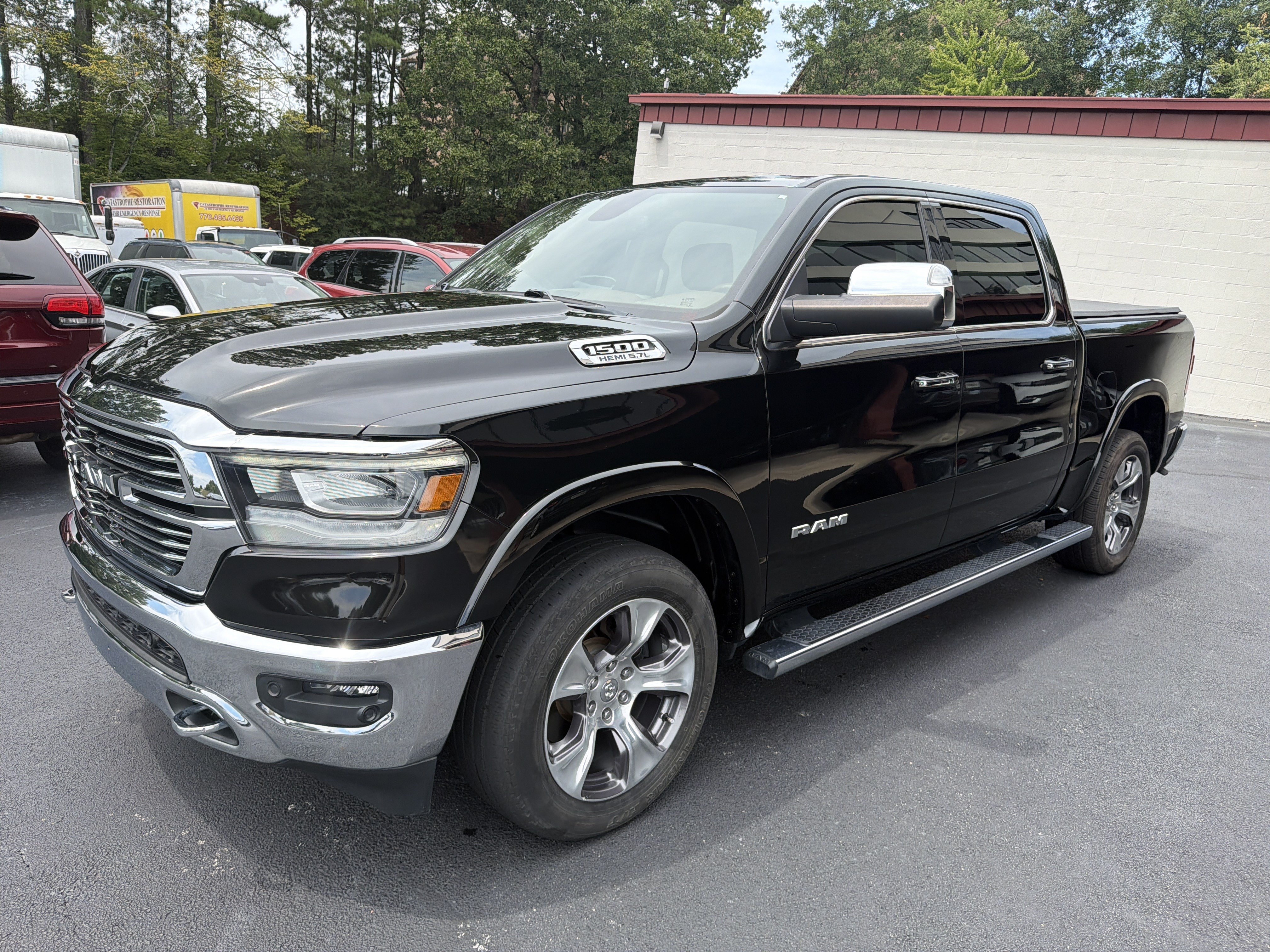 Used 2020 RAM 1500 Laramie AWD/4WD image 3