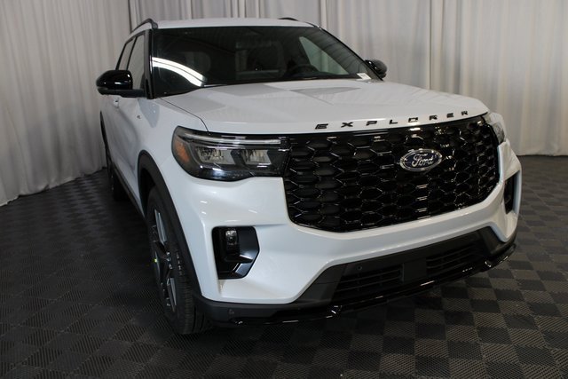 New 2026 Ford Explorer ST-Line image 32