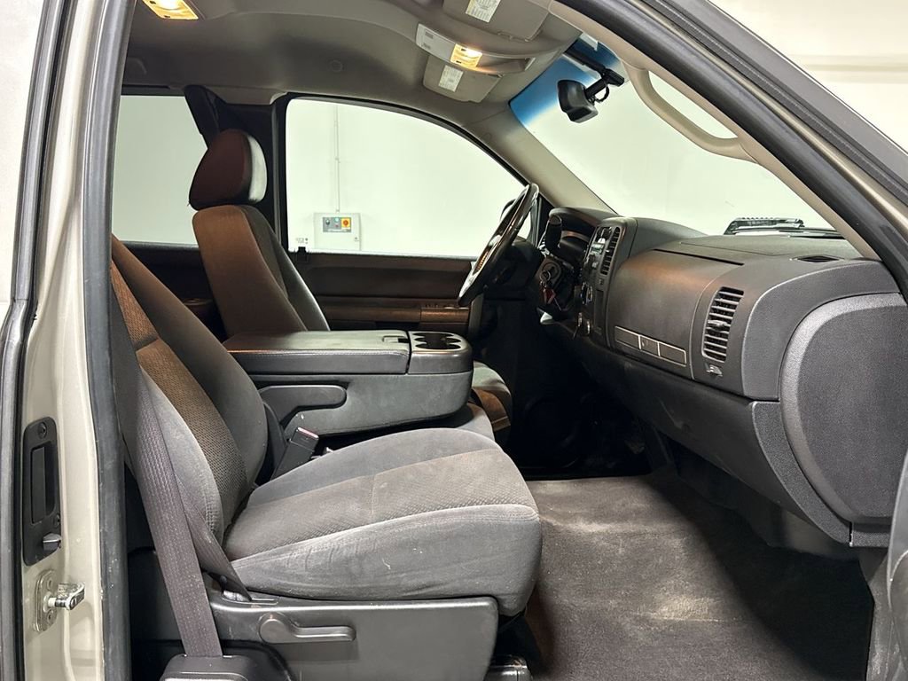 Used 2008 GMC Sierra 1500 SLE w/ Power Pack Plus AWD/4WD image 20