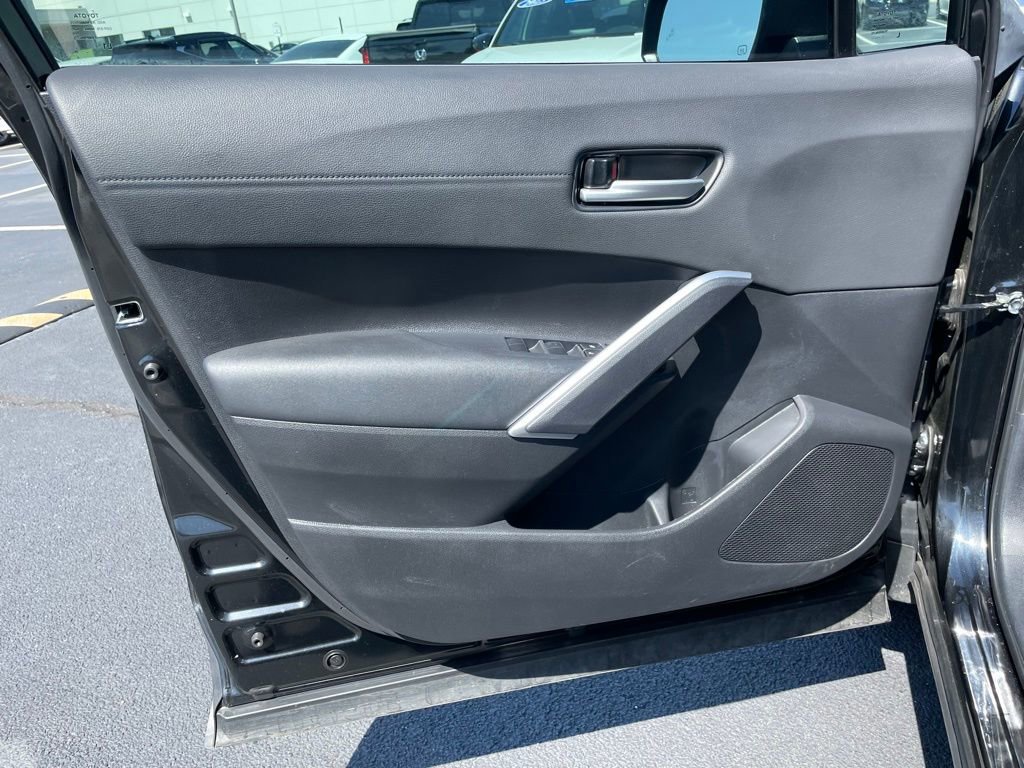 Used 2023 Toyota Corolla Cross XSE w/ Convenience Package image 26