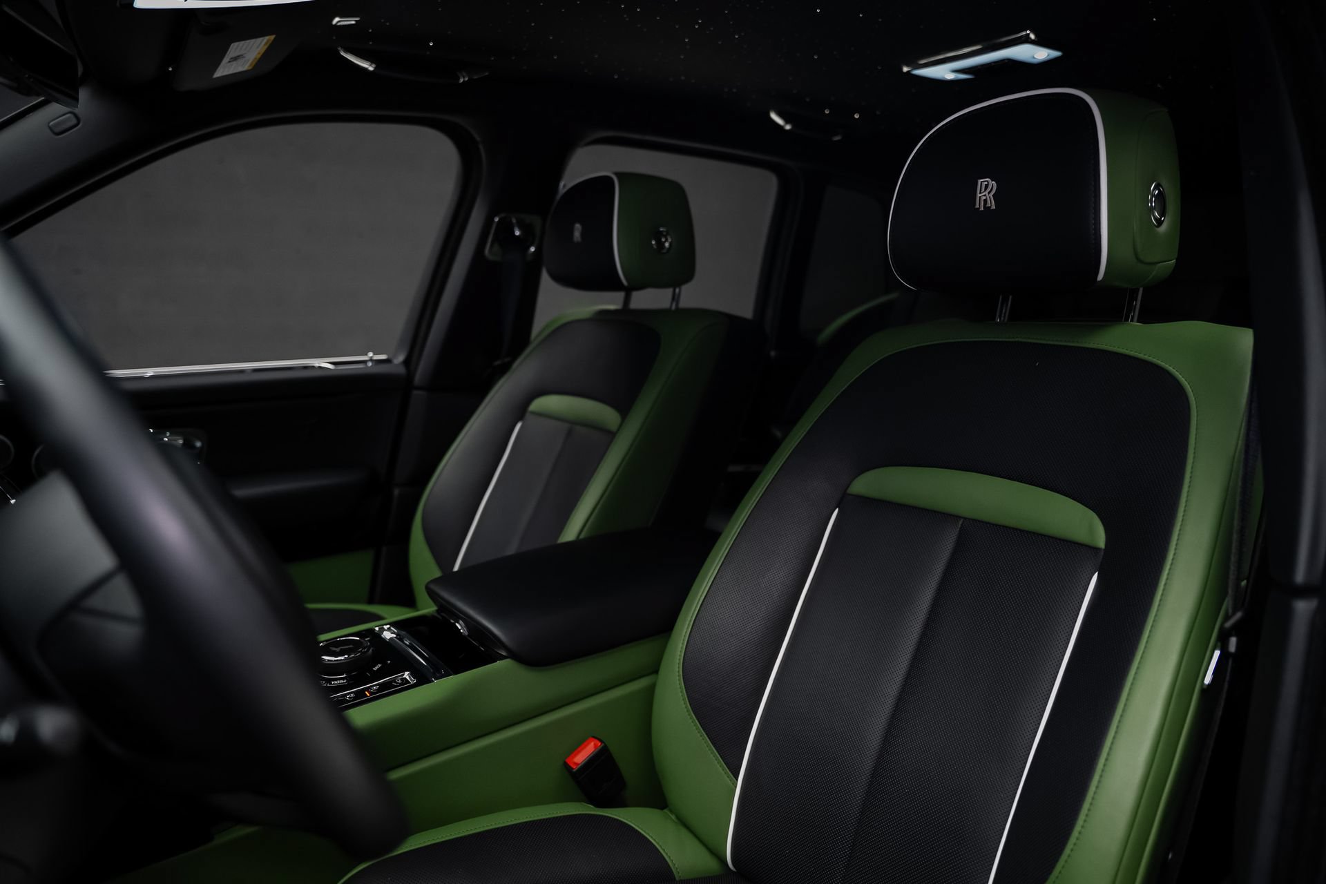 Used 2024 Rolls-Royce Cullinan w/ Cullinan Package AWD/4WD image 67