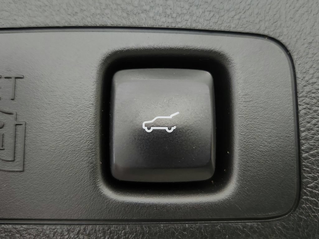 Used 2022 Lincoln Corsair AWD w/ Premium Package image 34