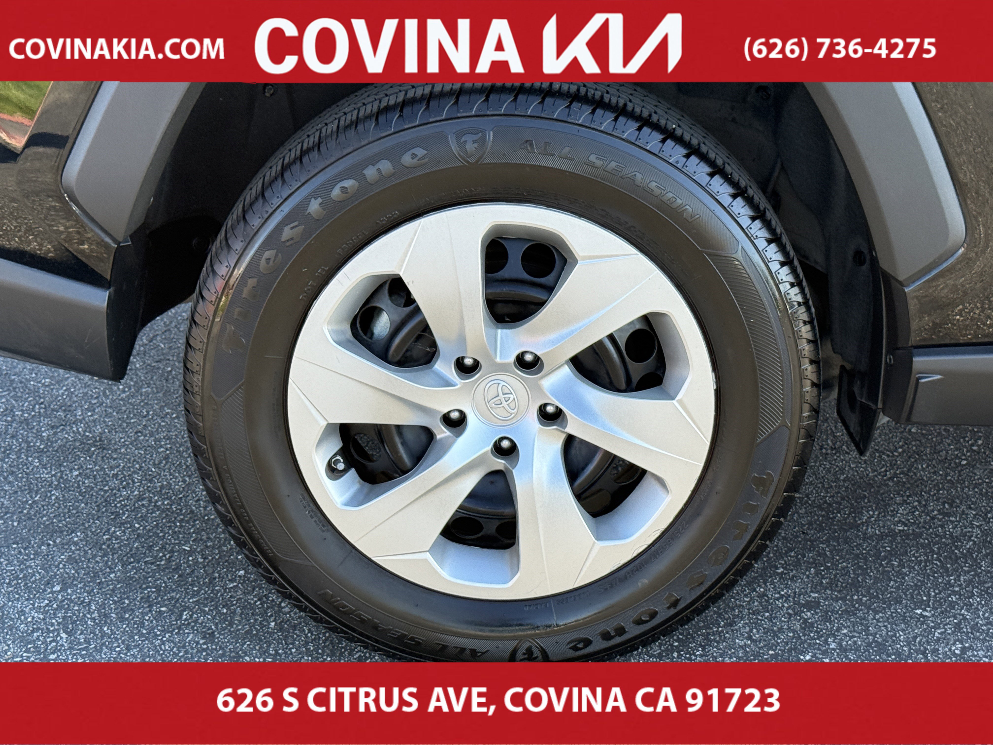 Used 2022 Toyota RAV4 LE image 10