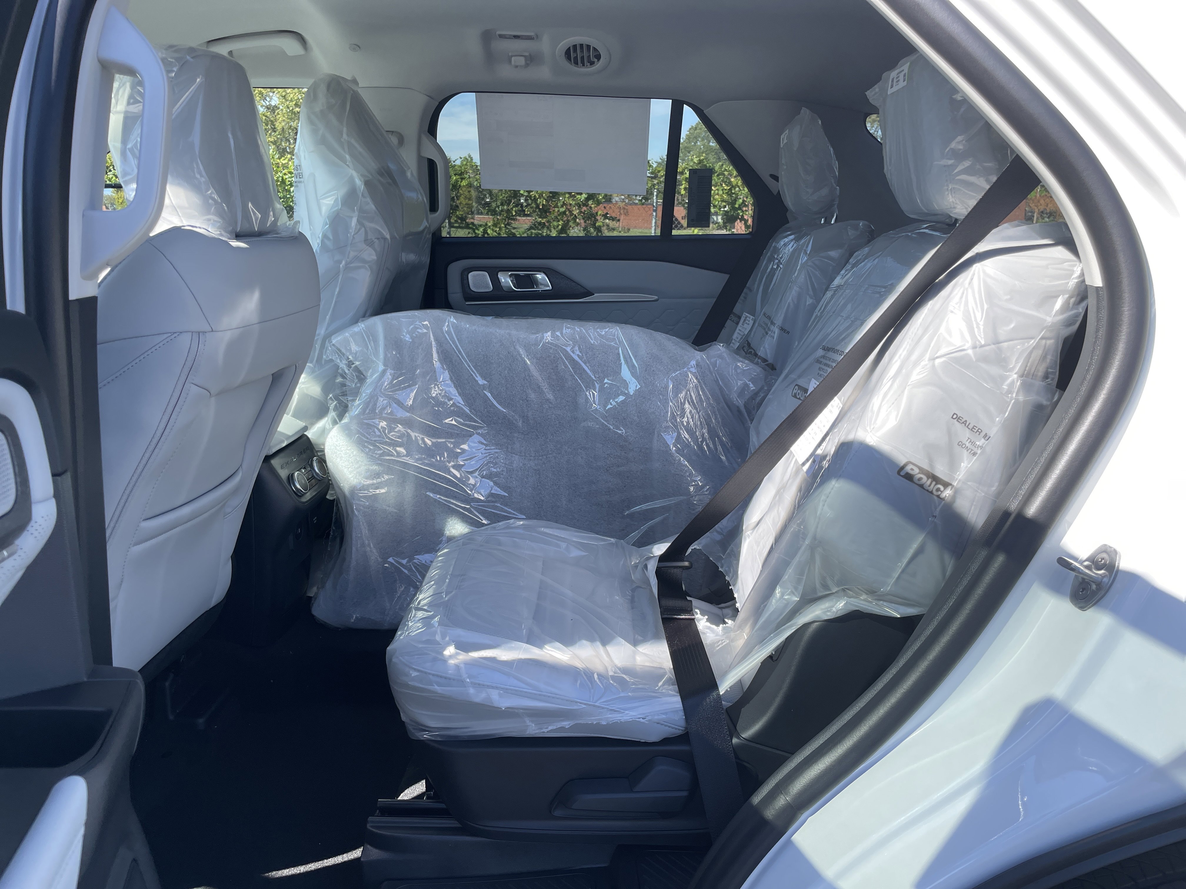 New 2026 Ford Explorer Platinum image 12