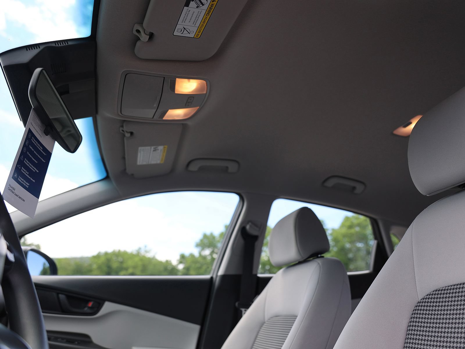 Certified 2023 Hyundai Kona SE w/ Cargo Package AWD/4WD image 19