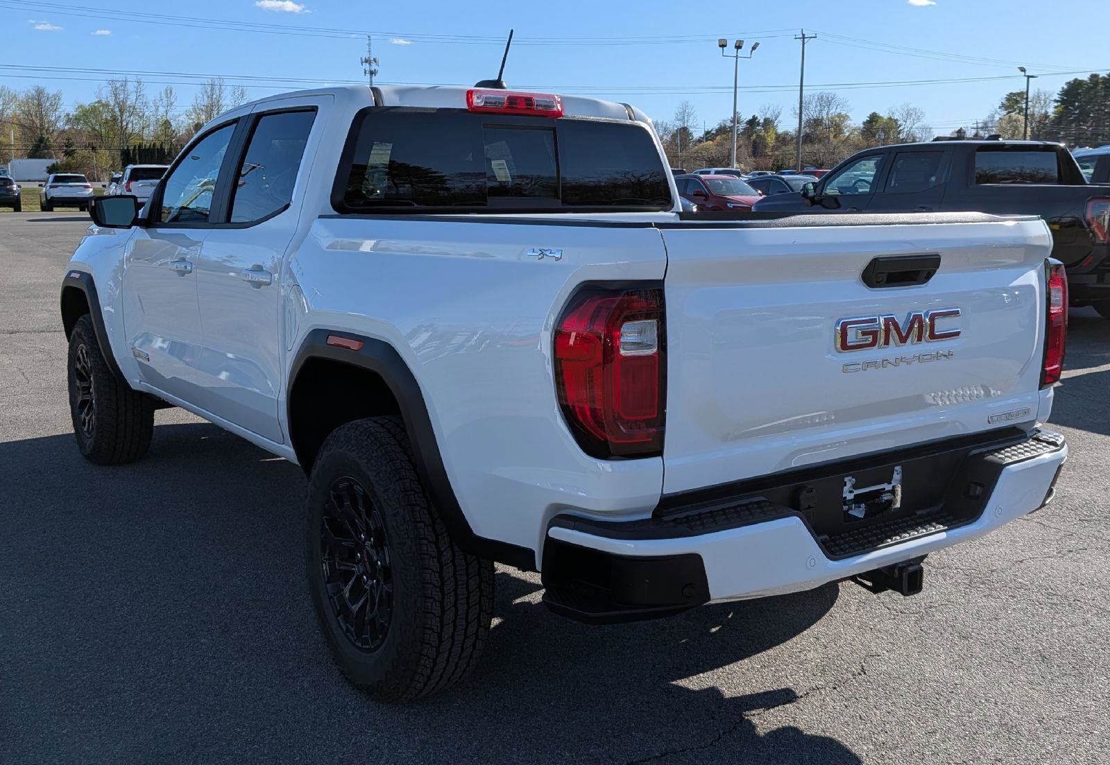 New 2026 GMC Canyon Elevation w/ Convenience Package AWD/4WD image 8