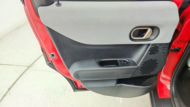 Used 2025 MINI Cooper 4-Door Hardtop image 31