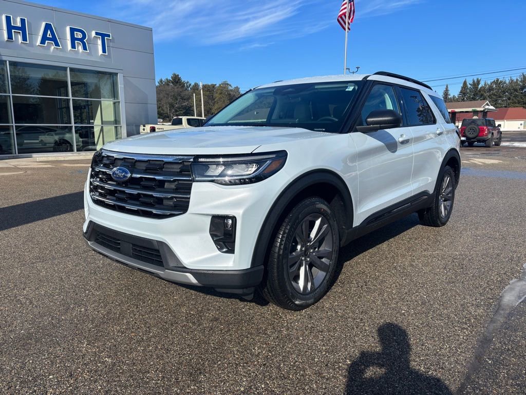 Used 2026 Ford Explorer Active w/ Active Comfort Package AWD/4WD image 7