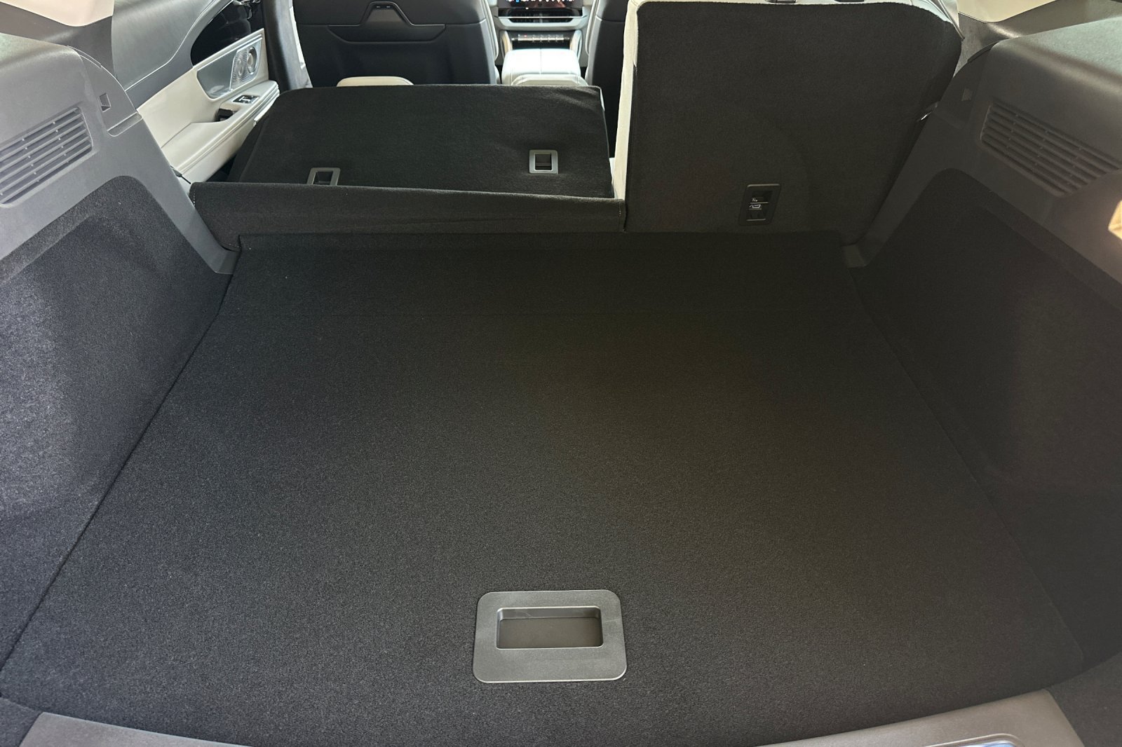 New 2026 Lincoln Nautilus Reserve AWD/4WD image 14