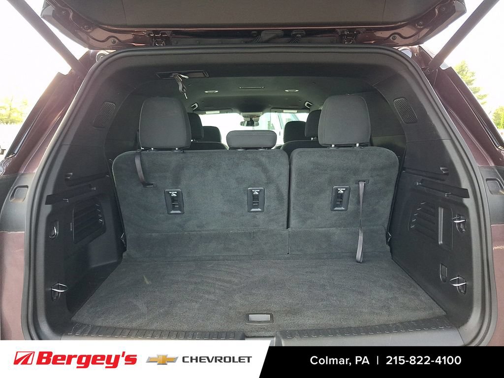 Certified 2024 Chevrolet Traverse LT w/ LPO, Floor Liner Package AWD/4WD image 32