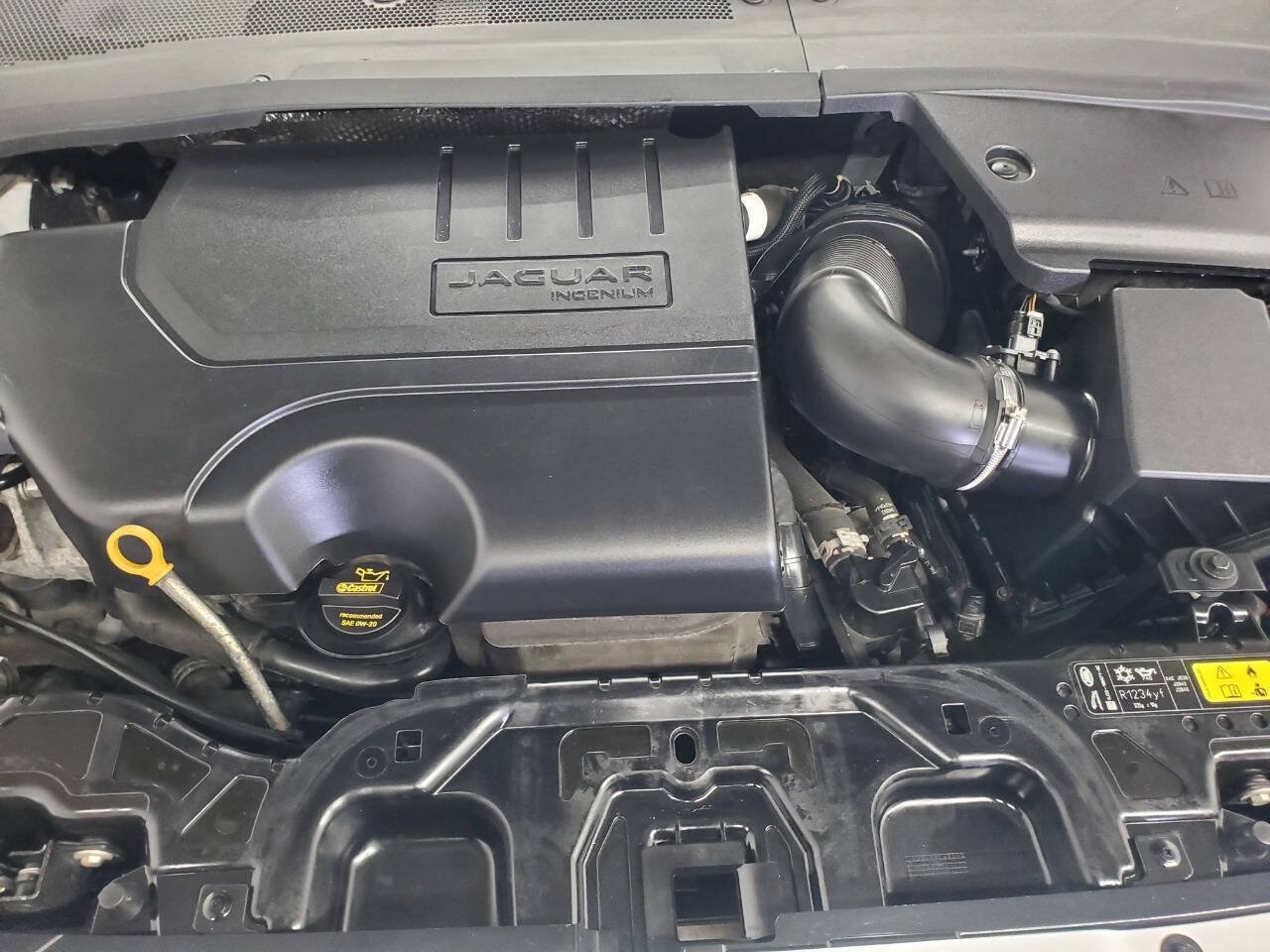 Used 2021 Jaguar E-PACE SE AWD/4WD image 4