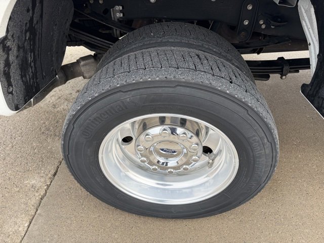Used 2022 Ford F450 Platinum w/ FX4 Off-Road Package image 11