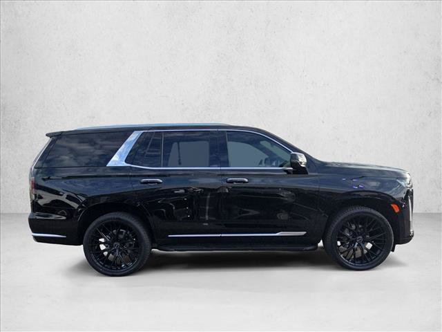 Used 2024 Cadillac Escalade Luxury RWD image 4
