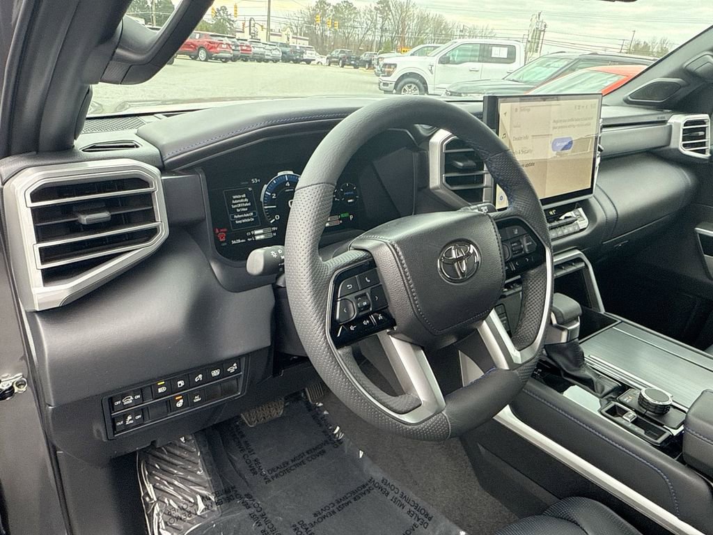 Used 2025 Toyota Sequoia Platinum image 34