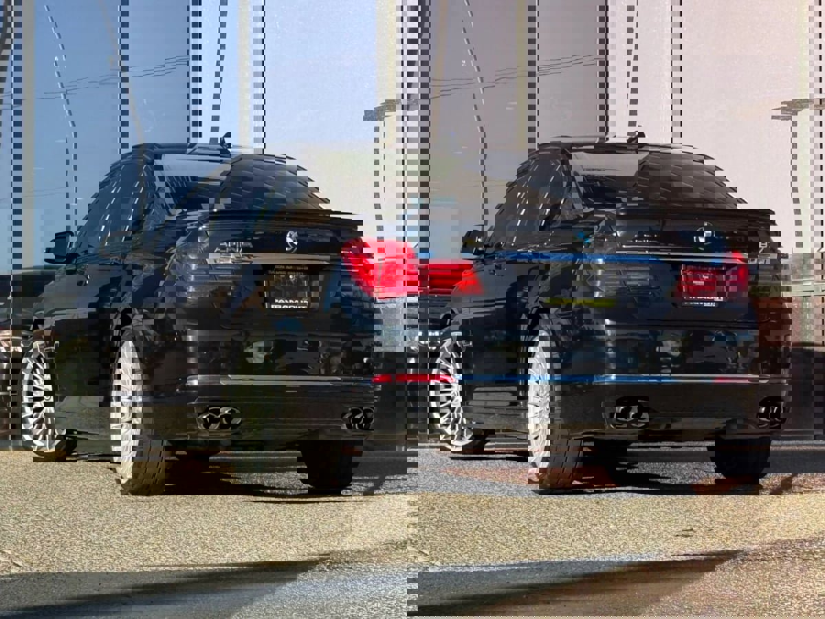 Used 2013 BMW ALPINA B7 image 9