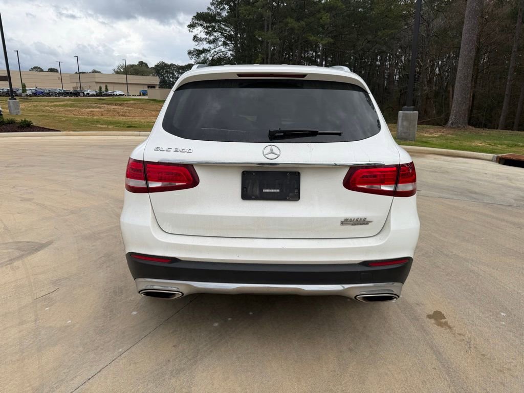 Used 2019 Mercedes-Benz GLC 300 image 3