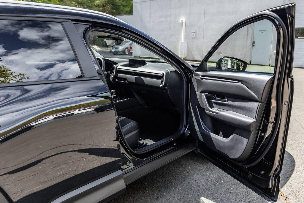 Used 2025 MAZDA CX-50 AWD 2.5 S w/ Preferred Package image 16