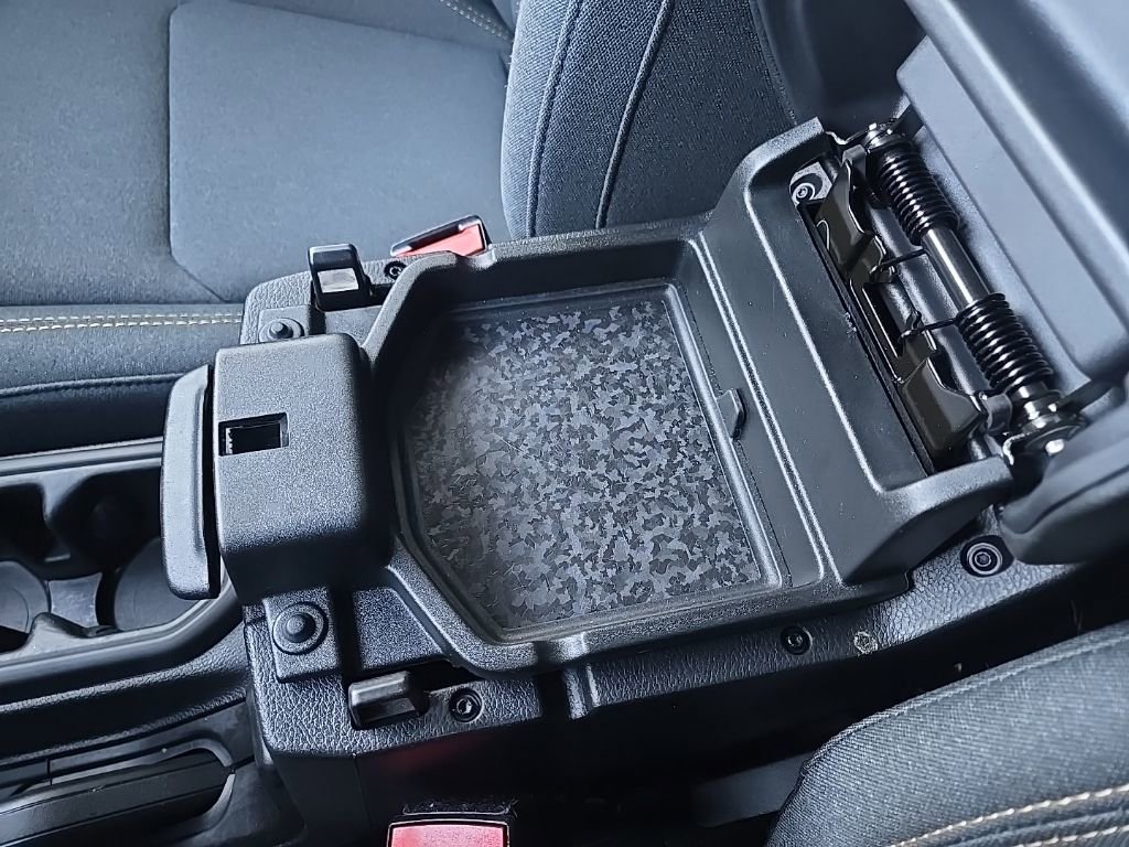 Used 2024 Jeep Wrangler Sport S image 63