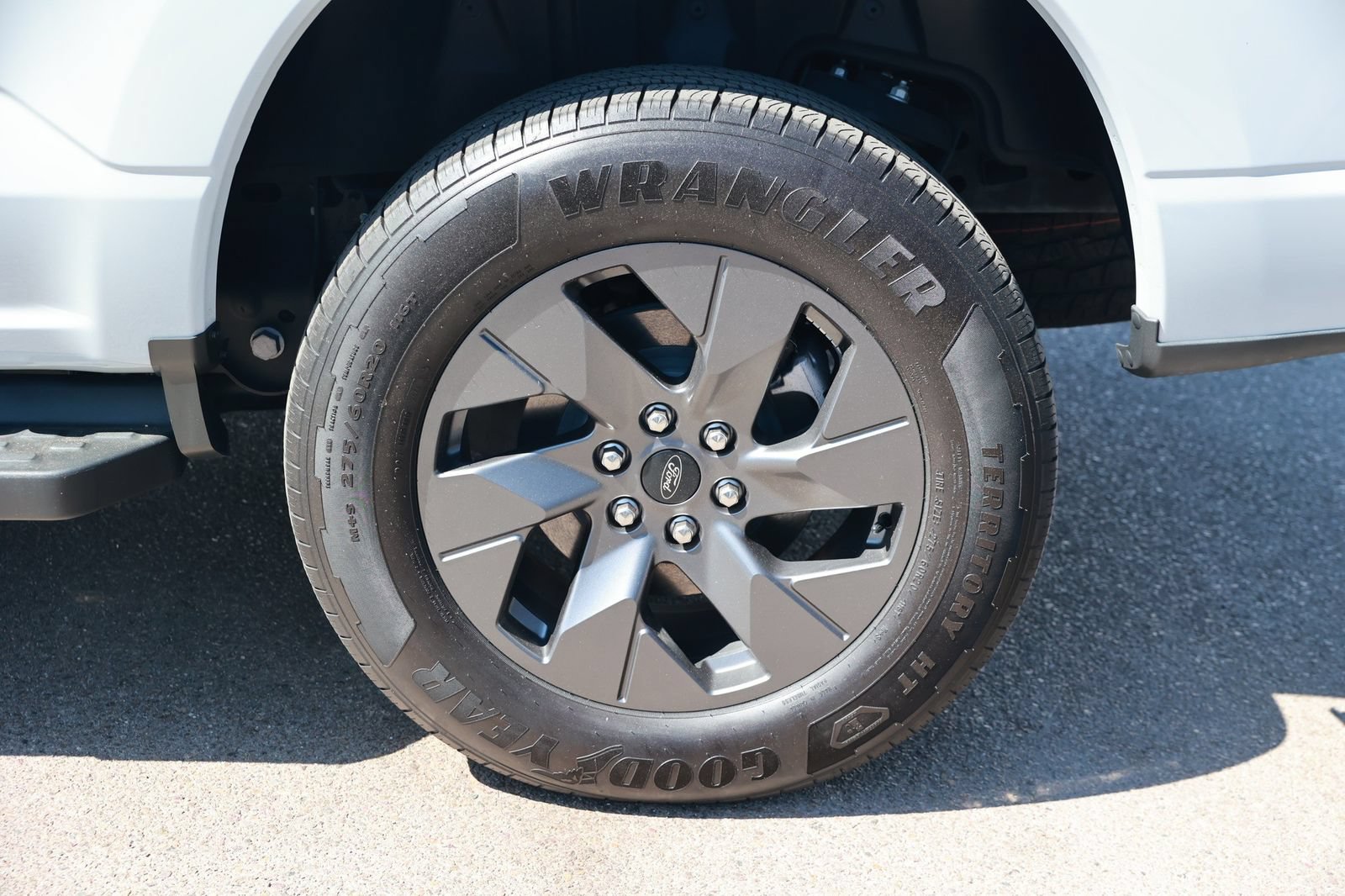 Used 2024 Ford F150 Lightning Flash AWD/4WD image 13