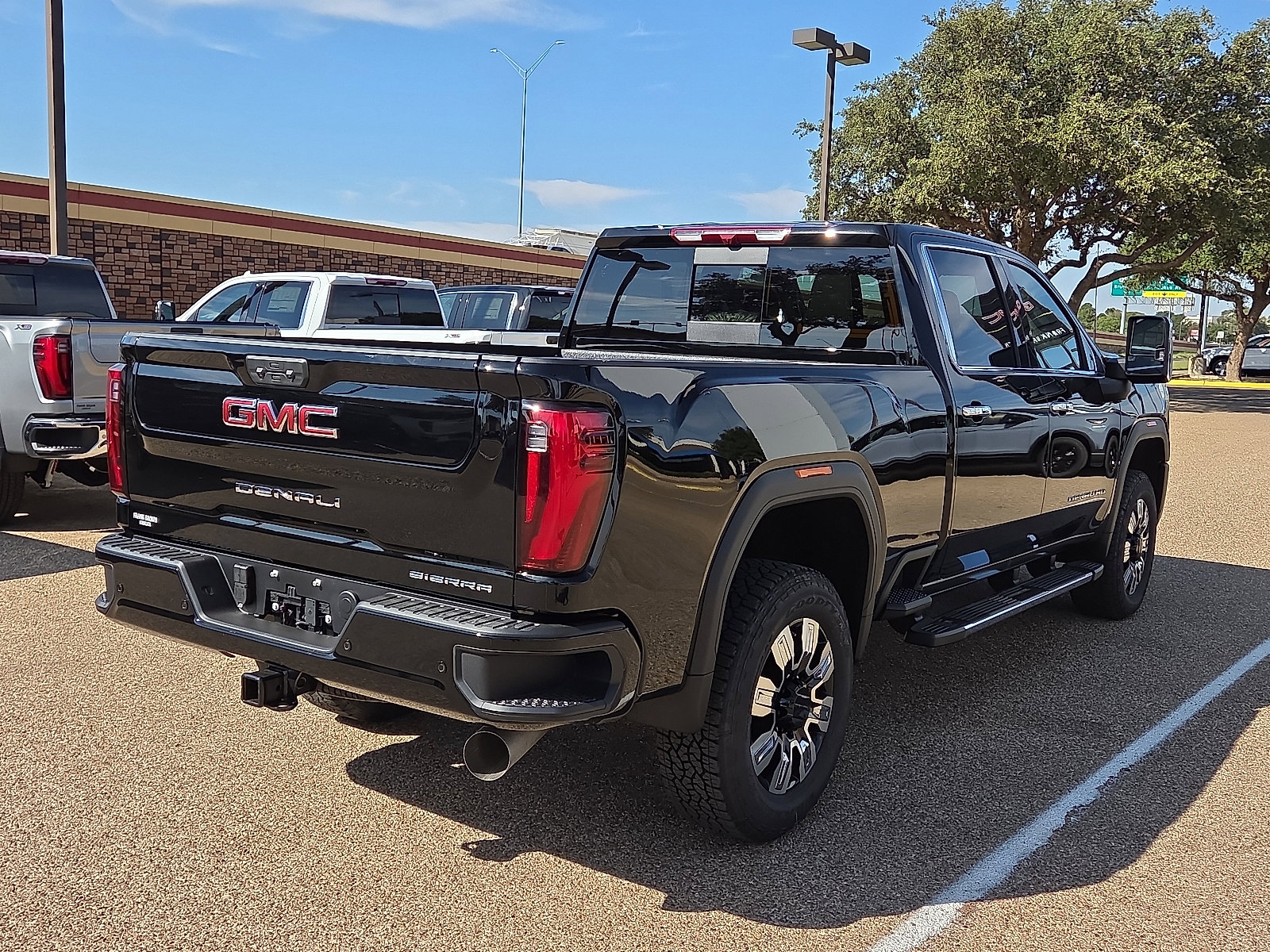 New 2026 GMC Sierra 2500 Denali image 3