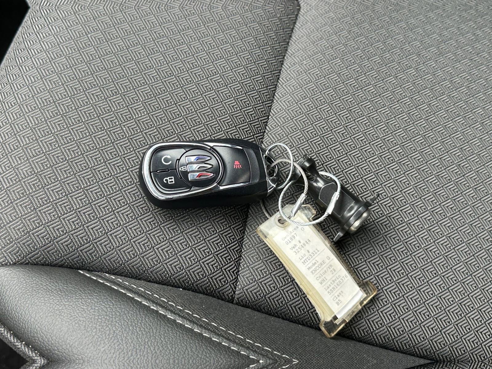 Used 2025 Buick Encore GX Preferred image 21