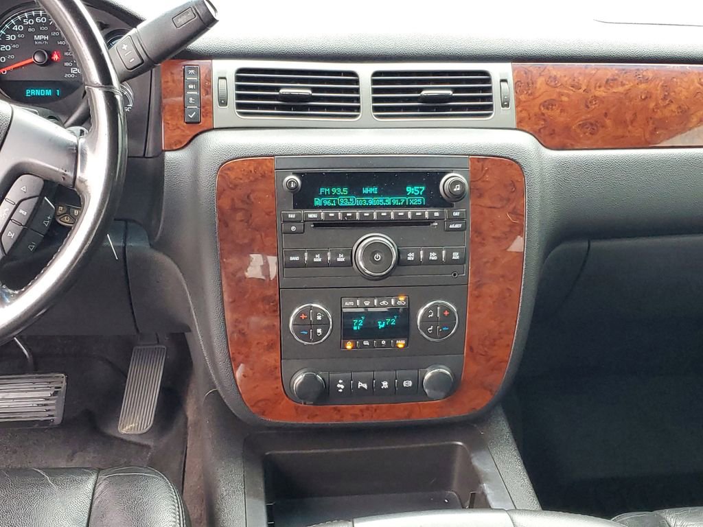 Used 2011 Chevrolet Silverado 2500 LTZ w/ LTZ Plus Package AWD/4WD image 26