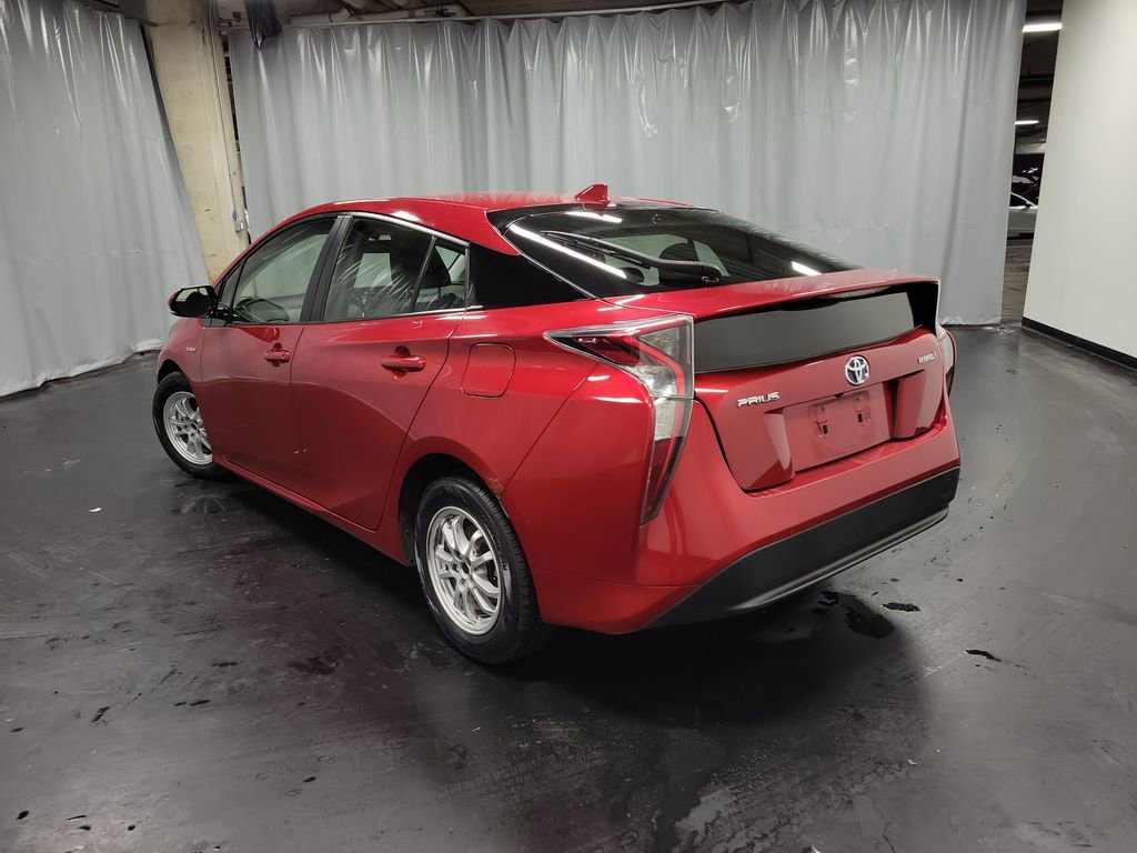 Used 2016 Toyota Prius Three image 6