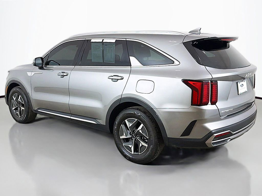 Used 2023 Kia Sorento EX w/ Panoramic Sunroof Package FWD image 12