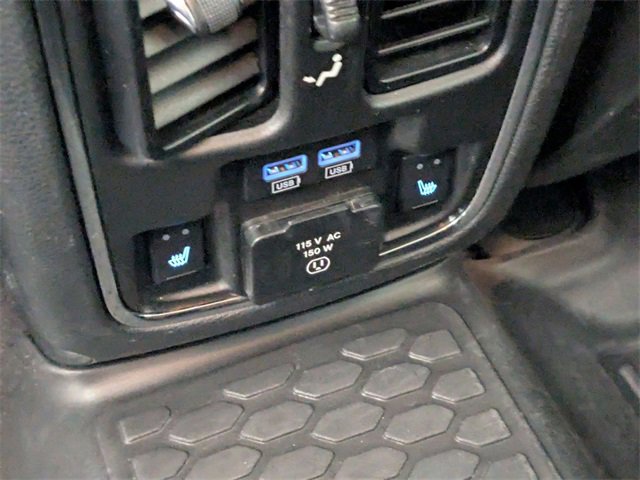 Used 2017 Dodge Durango GT image 25