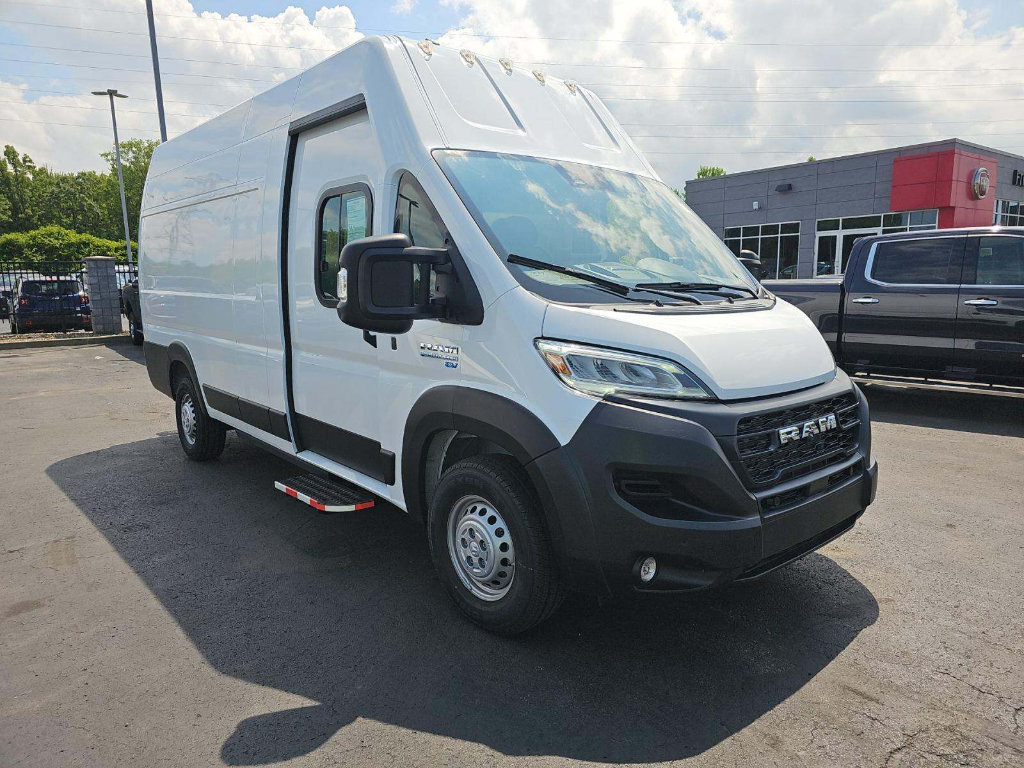 Used 2024 RAM ProMaster 3500 w/ Delivery Van Package FWD image 4