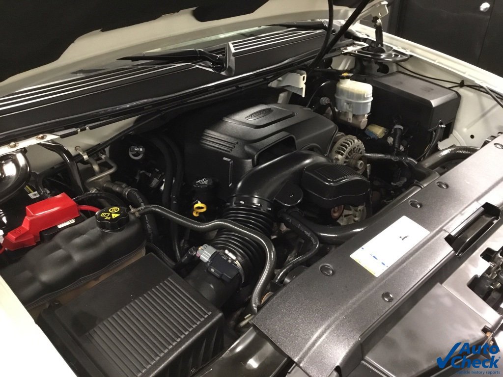 Used 2011 Chevrolet Avalanche LTZ image 53