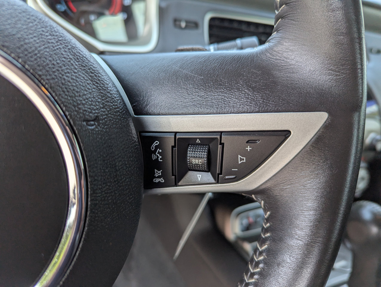 Used 2010 Chevrolet Camaro SS w/ LPO, Ground Effects Package image 16