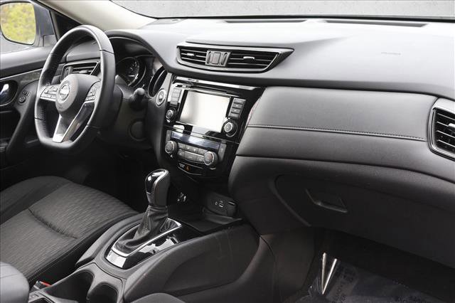Used 2020 Nissan Rogue SV AWD/4WD image 27